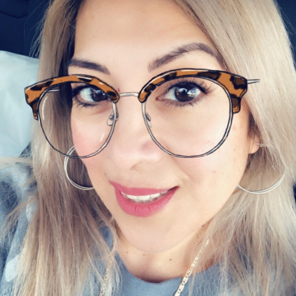 Meet your Posher, Lupita